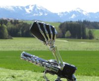 Wonneberg, Chiemgauer Alpen, Skeletthandspiegel, Harley Davidson